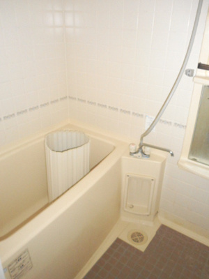 【浴室】 | ベルグラージュ