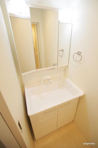イーストヴィラ梅田　仲介手数料無料の洗面所