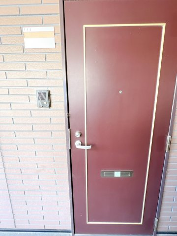 ハイツヤマオの玄関