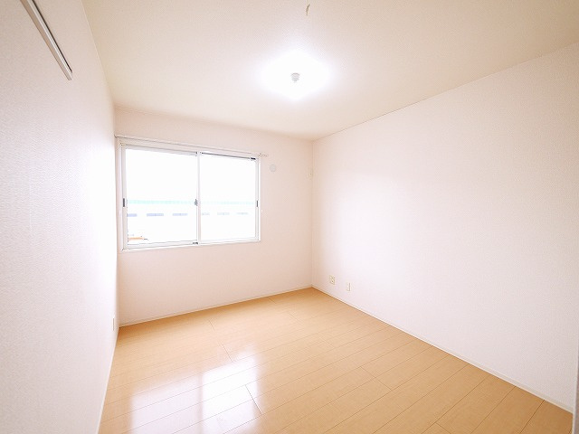 アンテレクテュエルの寝室|寝室にぴったりのお部屋です