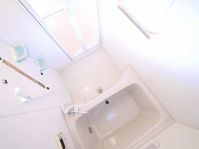 アンテレクテュエルの浴室|きれいなお風呂です