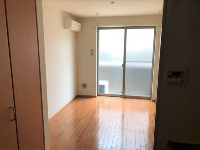 【居間・リビング】 | LEFKO PERISTERI