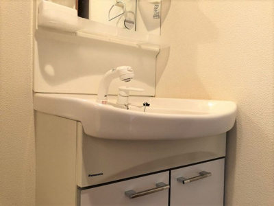 【独立洗面台】 | LEFKO PERISTERI