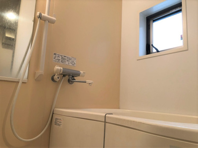 【浴室】 | LEFKO PERISTERI