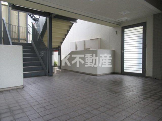 【ロビー】 | 建物の内部です