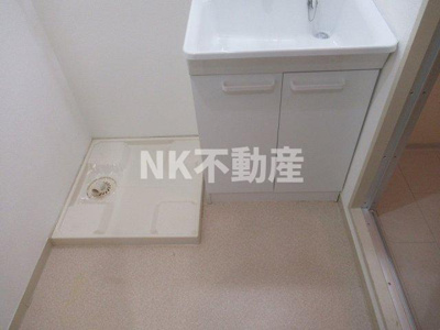 【洗面所】 | クラージュ・ハイツ（東花園賃貸） | コンパクトで使いやすい洗面所
