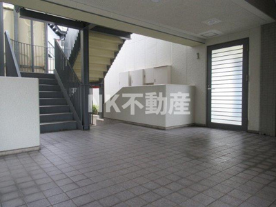 【ロビー】 | クラージュ・ハイツ（東花園賃貸） | 建物の内部です