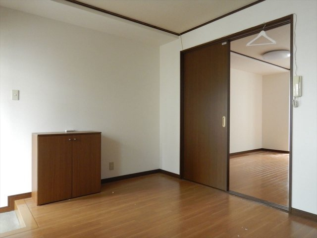 コーポリベルテ池下の居間・リビング|コーポリベルテ池下