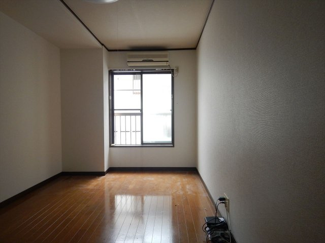 コーポリベルテ池下の洋室|コーポリベルテ池下