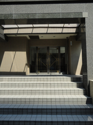 【エントランス】 | マイキャッスル渋谷jp