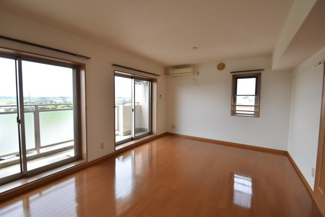  | Ｌａｓａｒａｓｏｒａ