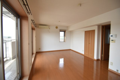  | Ｌａｓａｒａｓｏｒａ