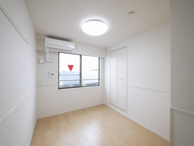 サンシャイン（西九条町）の内装|明るい室内です