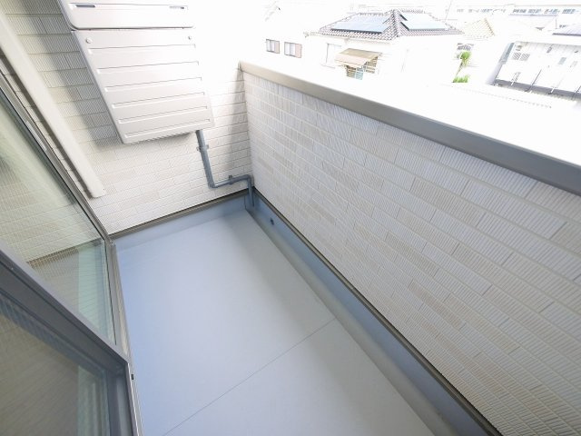 サンシャイン（西九条町）のバルコニー|広々としたバルコニーです