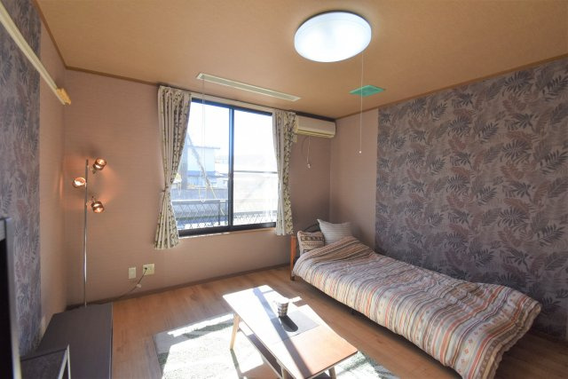 【洋室】 | アミティ紫塚Ａ