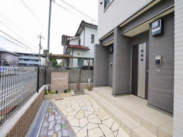 サンシャイン（西九条町）のその他共用部分|オシャレな共有スペース。