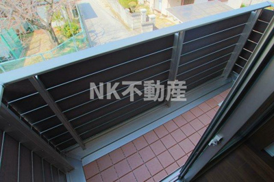 【バルコニー】 | プレセアコート花園（河内花園賃貸） | お洗濯にも便利なバルコニー付き