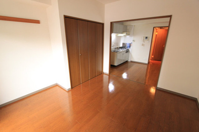 【寝室】 | エスポワール