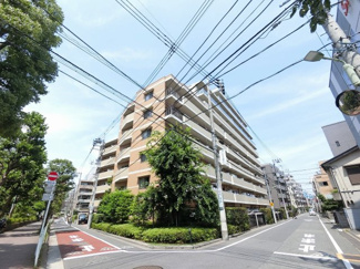 【外観】 | ガーデニング等を楽しむ事が出来る専用庭付です♪