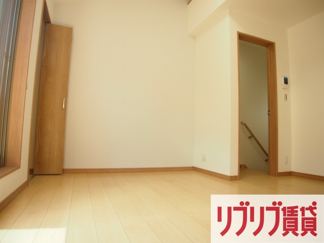 フラットテラスの居間・リビング