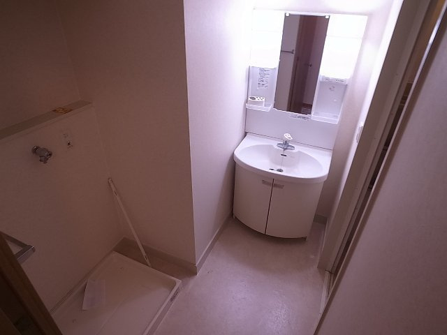 天神通弐番館の独立洗面台