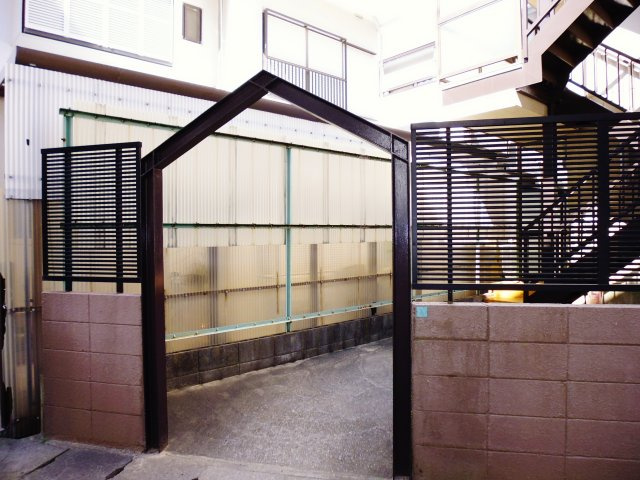 ソシオハイツのエントランス