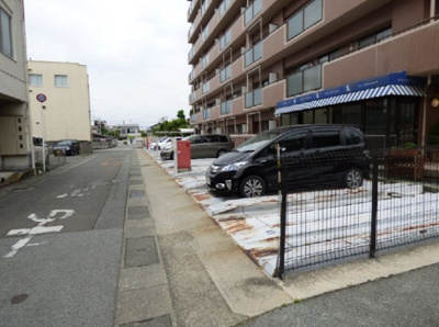 【駐車場】 | シティアガーデン甲府