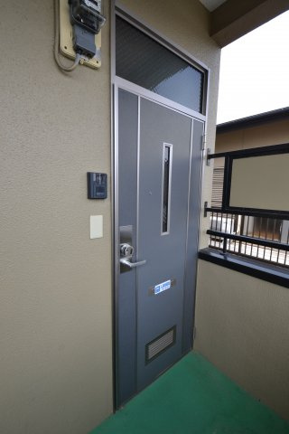 【玄関】 | コーポセゾンⅢ