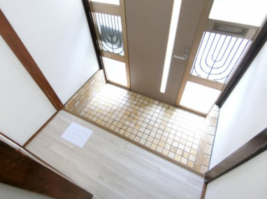 田園一戸建の玄関