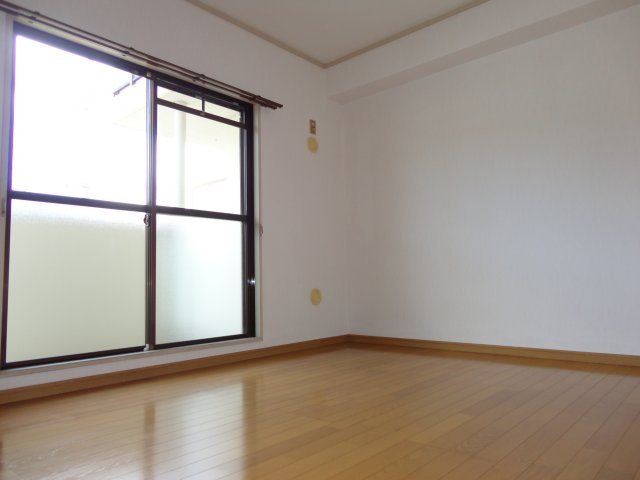 サンポート池上の洋室