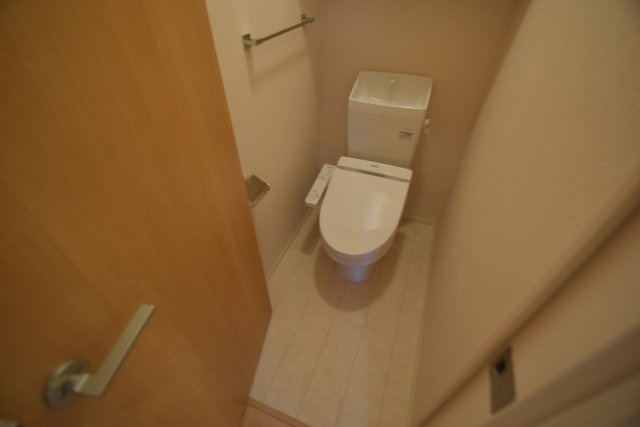 メゾン・ドゥ・ボネールのトイレ|落ち着いたトイレです