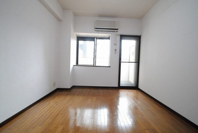 朝日プラザ久留米Ⅱの居間・リビング|同物件類似写真