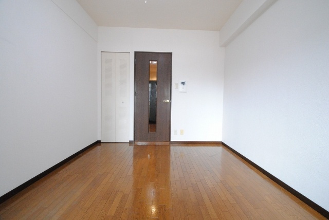 朝日プラザ久留米Ⅱの居間・リビング|同物件類似写真