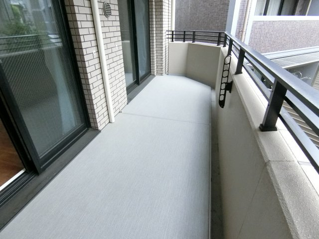 【バルコニー】 | ブランズ帝塚山