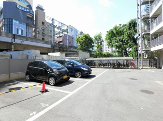 【駐車場】