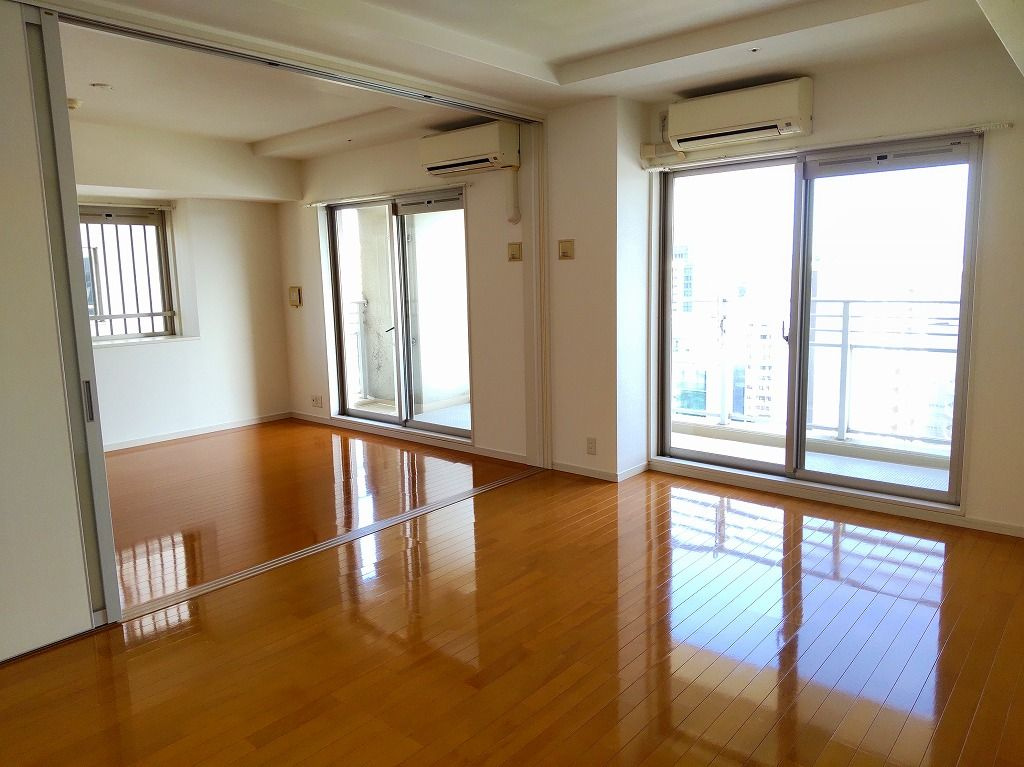 天神プレイスウエストの居間・リビング|天神プレイス ウエスト（2LDK）　リビング