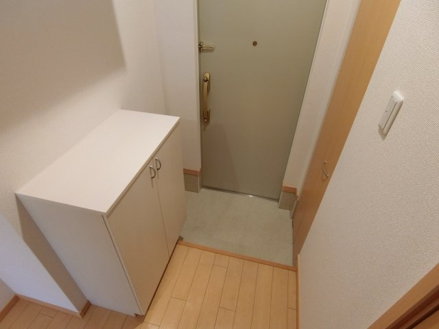 ルチャーマⅡの玄関