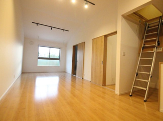 【居間・リビング】 | Garage_ELLE（ガレージエル）