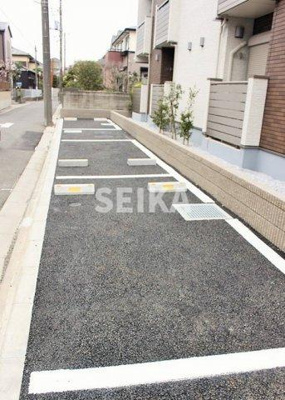 【駐車場】 | トレ　ラディーチェ