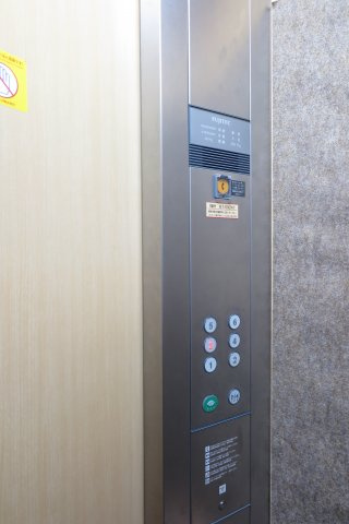 インパレスイマザトのエントランス