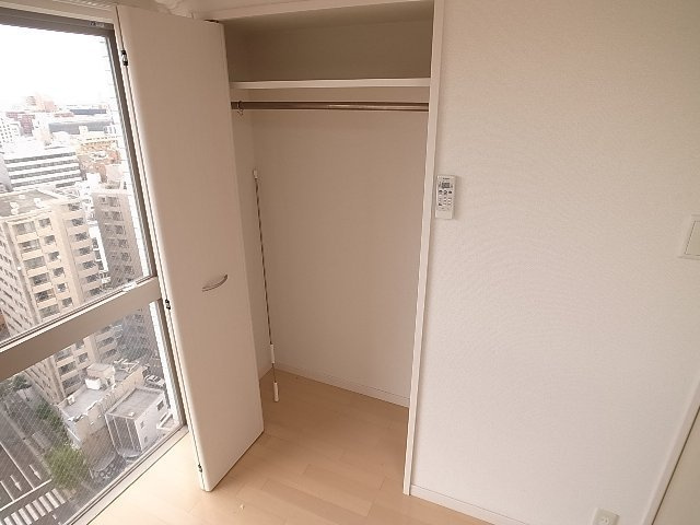 Ｓ－ＦＯＲＴ警固タワーの収納