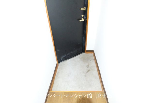 ラフォーレ白山の玄関