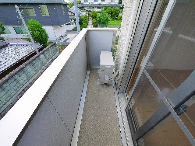 calme villageさいおんじのバルコニー|バルコニーからの眺めを楽しみながら食事をしませんか