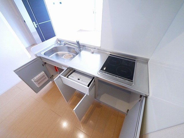 calme villageさいおんじのキッチン|使いやすいキッチンです