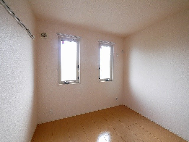 calme villageさいおんじの子供部屋|子供部屋としても使い勝手の良いお部屋です