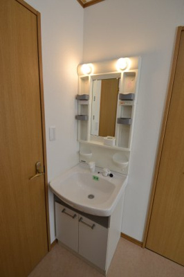 【洗面所】 | チェレスタ