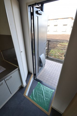 【玄関】 | ペルソナハイツ
