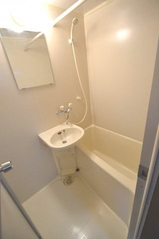 【浴室】 | ロフティー　トウハウス