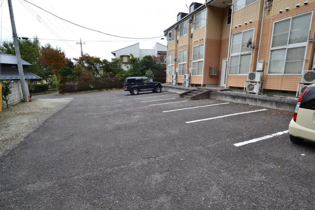 【駐車場】 | ロフティー　トウハウス