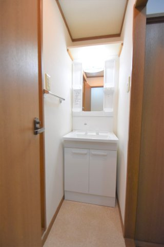 【洗面所】 | ガーデンクレストⅡ